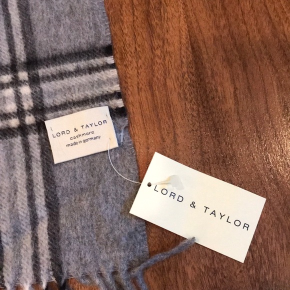 NWT cashmere scarf - Picture 4 of 5